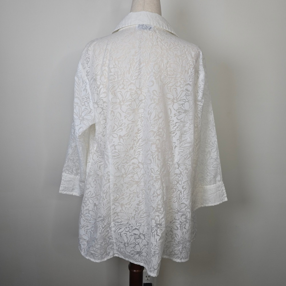 Charter Club Woman White Floral Burnout Pintuck Button Up Tunic Blouse 1X - Picture 2 of 4